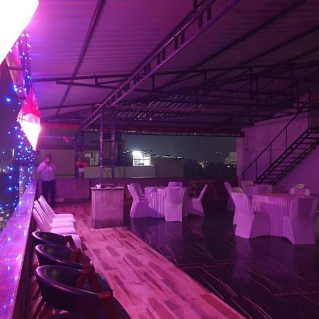 Priya Tours And Travels Hotel Guwahati Eksteriør billede