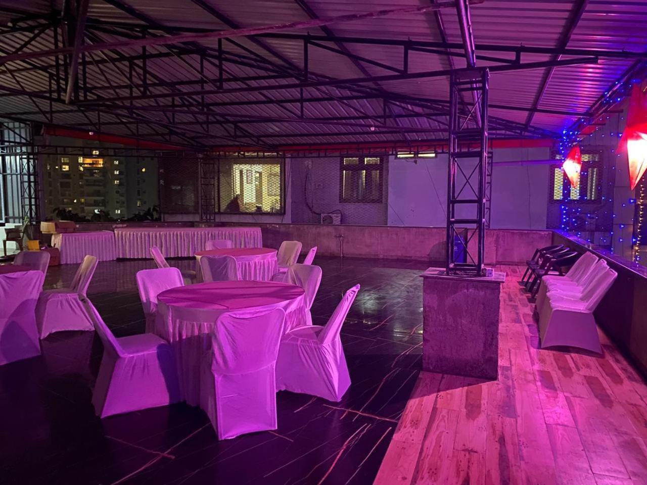 Priya Tours And Travels Hotel Guwahati Eksteriør billede